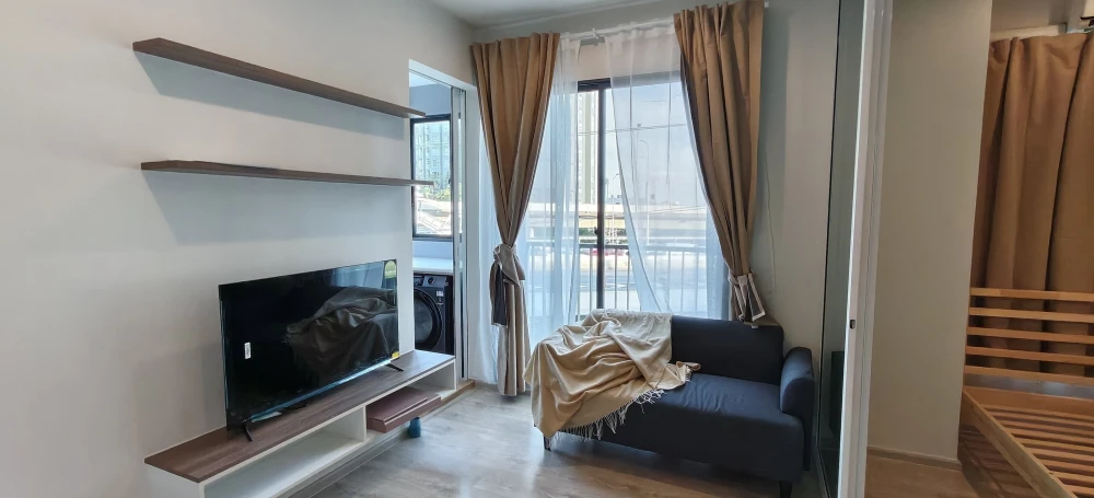 Condo for rent at Zelle Plus Talat Phlu Station. Move-in ready—fully furnished and equipped with all appliances. Book it now—don't miss out!