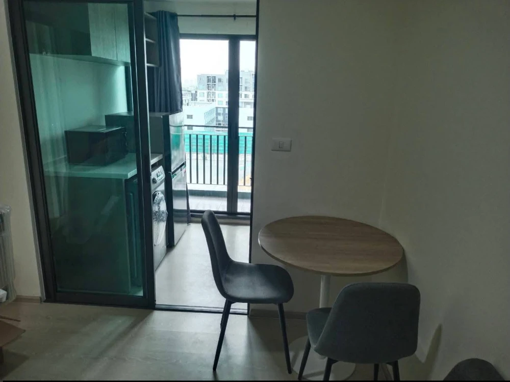 Condo for rent at Greené Don Mueang-Songprapha. Ready to move in, fully furnished, great value. Book now, don't miss out!