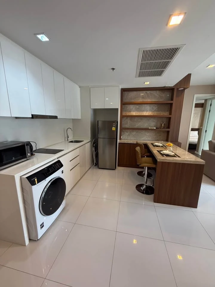 Condo for rent, Nara 9 by Eastern Star. Beautifully decorated unit with amazing built-in furniture. You'll regret missing out!