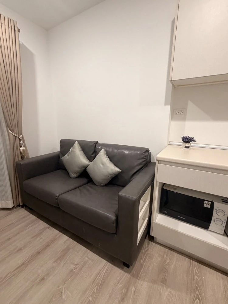 Condo for rent, Chewathai Phetkasem 27, ready to move in, 14th floor, high floor with great view. Convenient and complete amenities. Book now!