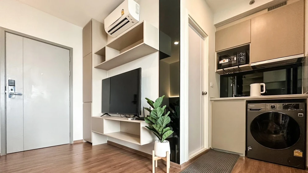 Condo for rent: The Origin Ram 209 Interchange, 1 Bedroom Plus, 14th floor, fully furnished with electrical appliances, hurry and book now.