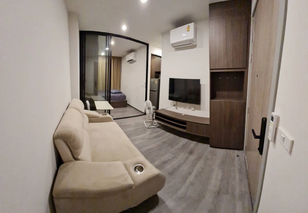 Condo for rent: The Origin Lat Phrao-Bangkapi, well-separated rooms, perfectly divided into zones. If you don't book, you'll regret it.