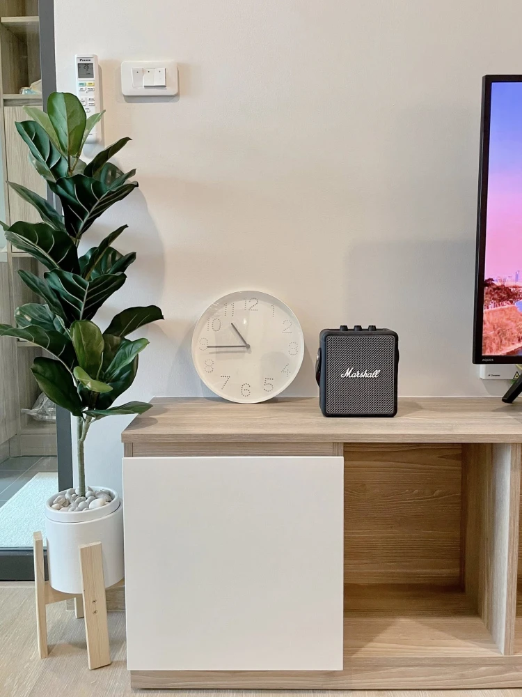 Condo for rent, The Excel Hideaway Sukhumvit 71, 6th floor, corner unit, city view, bright and airy with no tall buildings obstructing the view, good