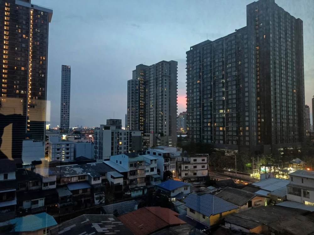 Condo for rent U Delight at On Nut The best room location station is on the corner floor. Doesn't affect anyone, there is no room opposite and next to
