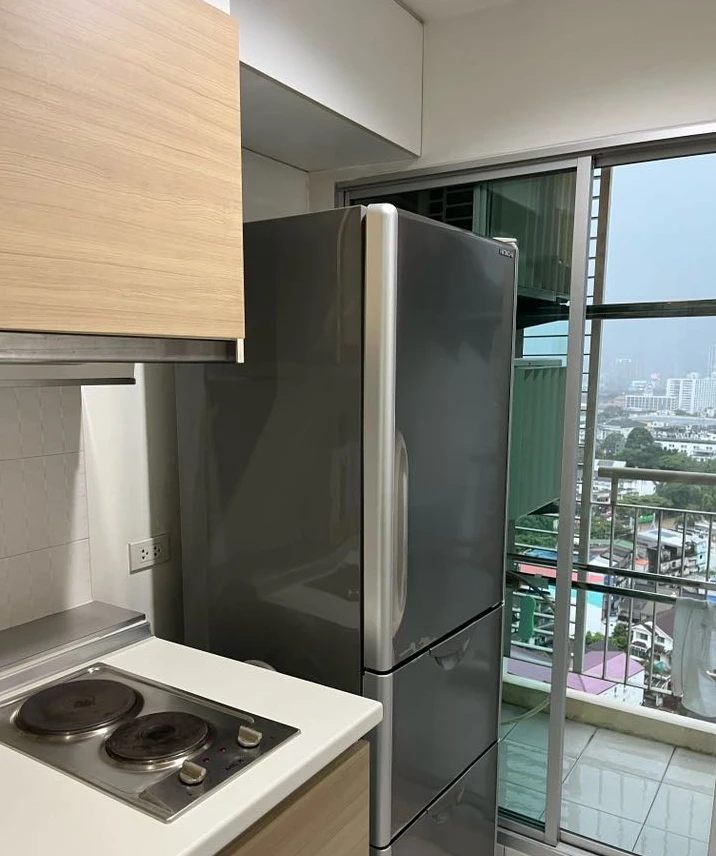 Condo for rent, U-Line @ Bang Sue, separate rooms, great price, complete here, hurry and book now.