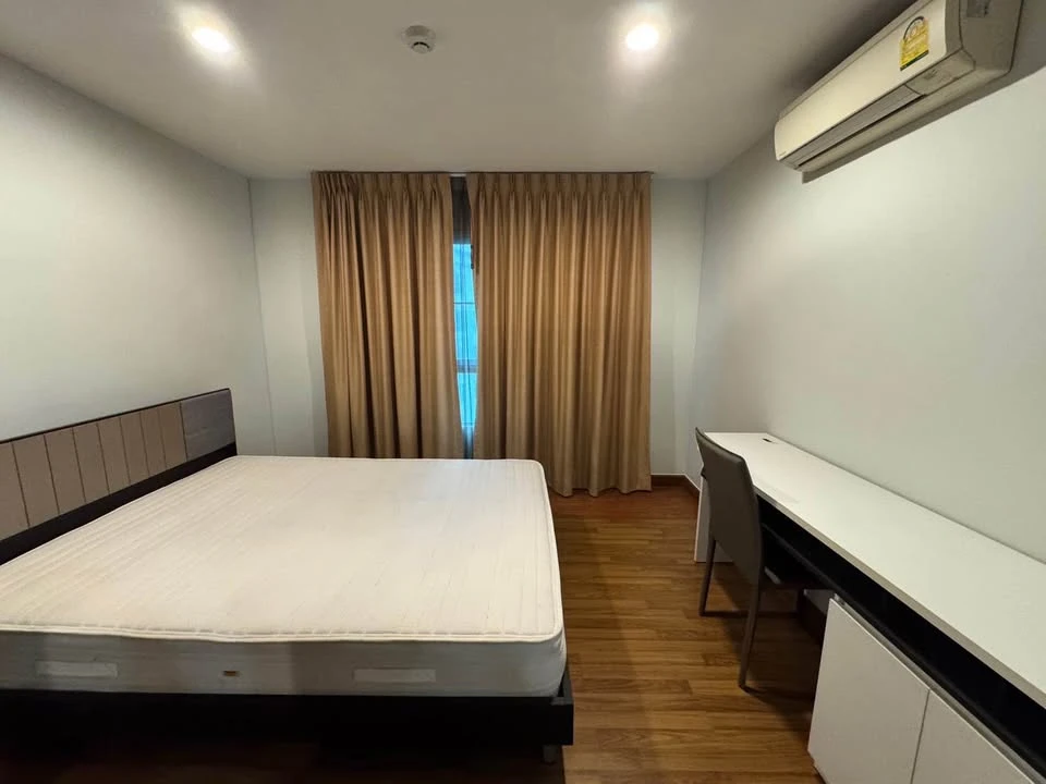 Condo for rent, Regent Home 25 Tiwanon, nice room, clean.