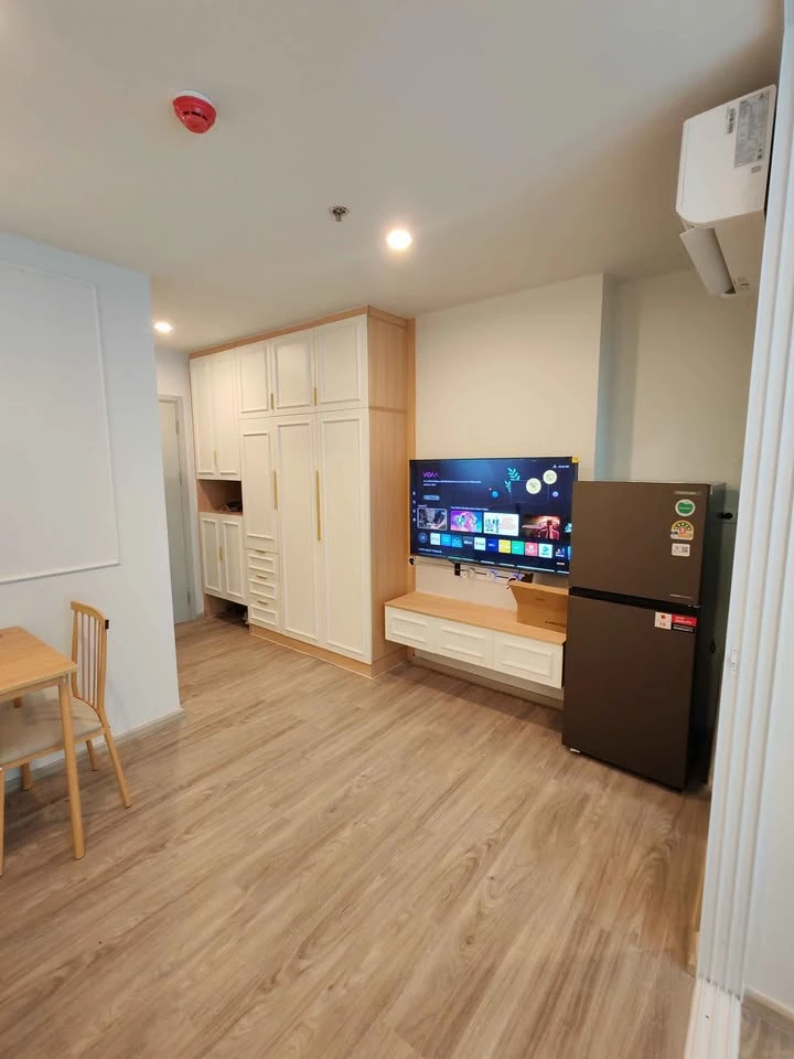 Condo for rent, Regent Home Bangna. Ready to move in, fully furnished, affordable price. Book now, don't miss out!