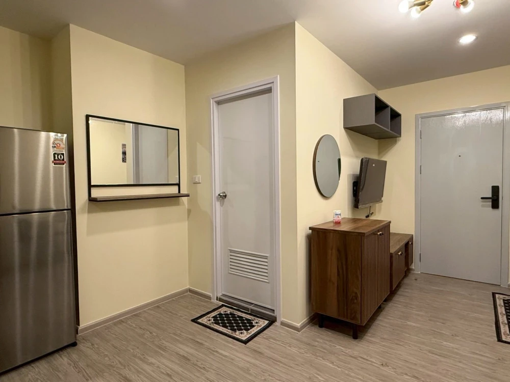 Condo for rent, Regent Home Bangna. Corner unit, private, fully furnished and ready to move in. Book today! Don't miss out!