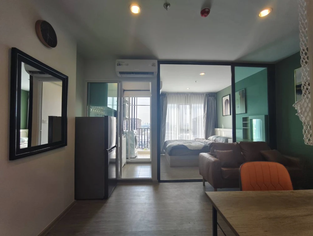 Condo for rent, Regent Home Bangna. Fully furnished and ready to move in. Complete amenities. Great price. Book now, don't miss out!