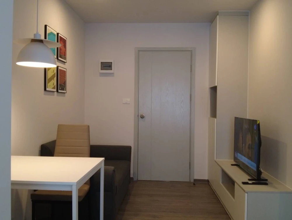 Condo for rent: Regent Home Wutthakat. Ready to move in. Fully furnished. Hurry and reserve now. Don't miss out!