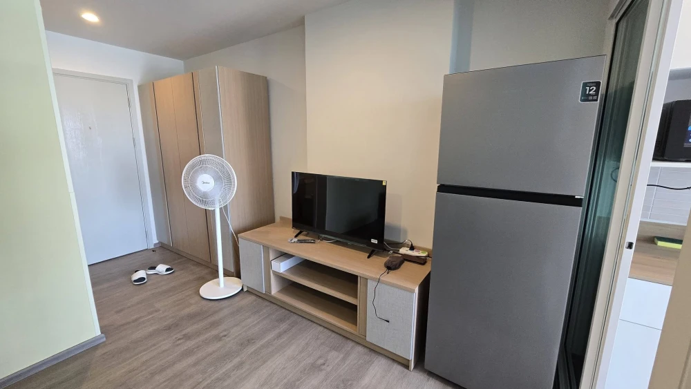 Condo for rent, Regent Home Bangna. Ready to move in, fully furnished. Great price! Book now, don't miss out!
