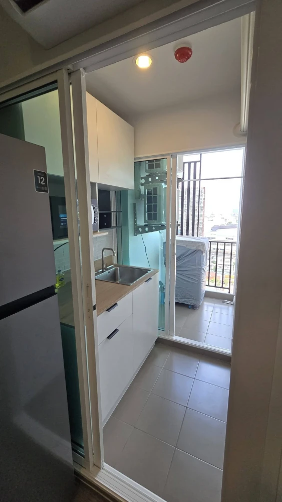 Condo for rent, Regent Home Bangna. Ready to move in, fully furnished. Great price! Book now, don't miss out!