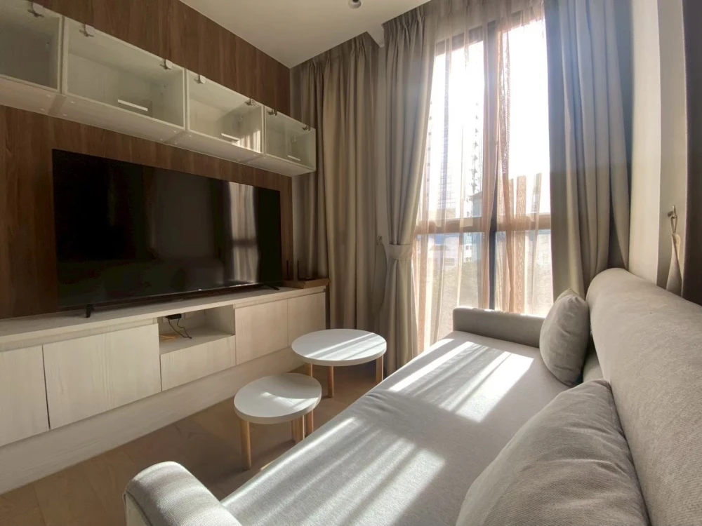 Condo for rent, Runesu Thonglor 5, ready to move in, complete with amenities, good price, come reserve now, don't miss out!