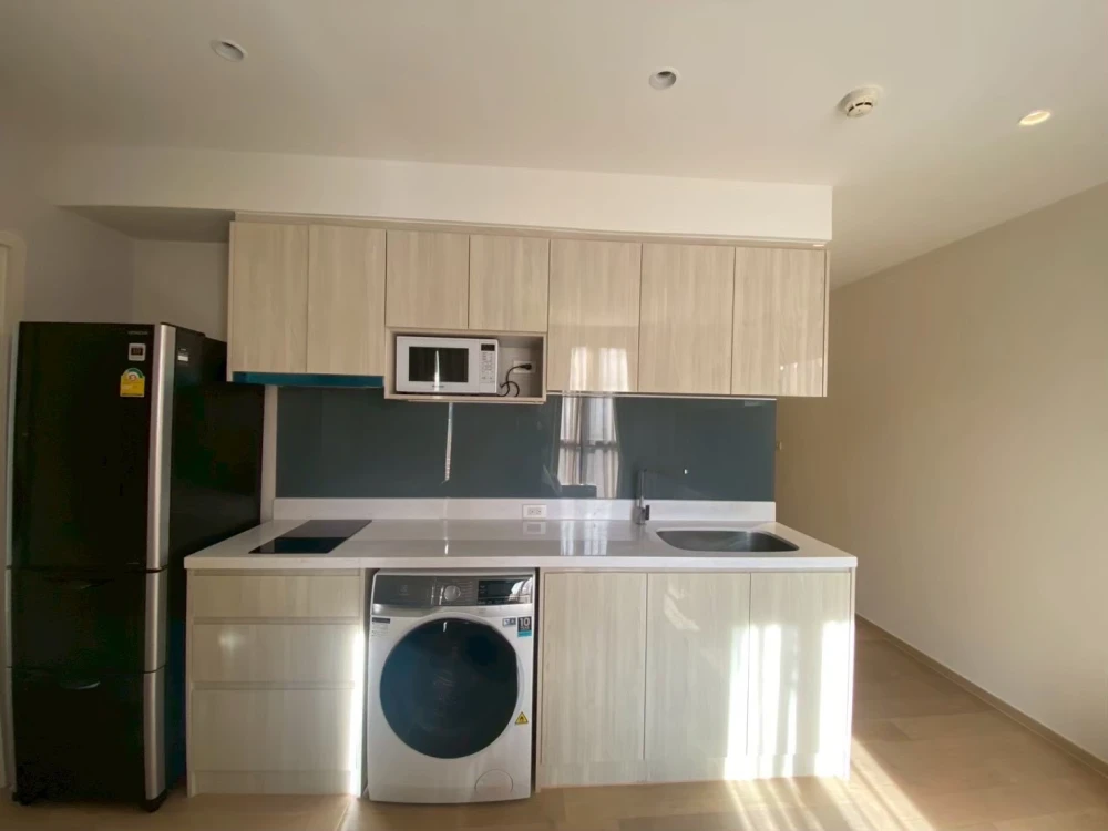 Condo for rent, Runesu Thonglor 5, ready to move in, complete with amenities, good price, come reserve now, don't miss out!