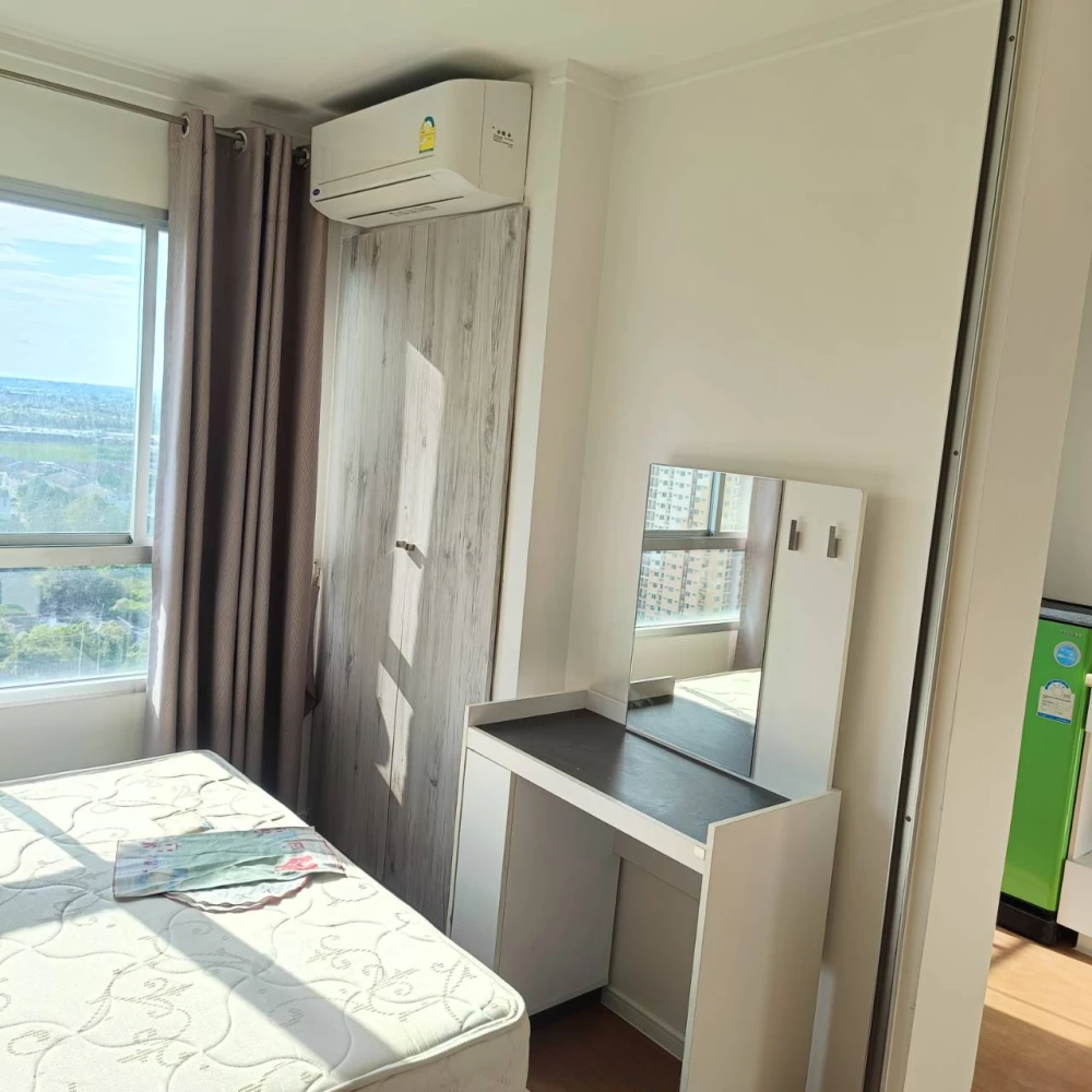 Condo for rent: Lumpini Park Rattanathibet-Ngamwongwan. Separate rooms, well-divided zones. Good price. Come reserve now!
