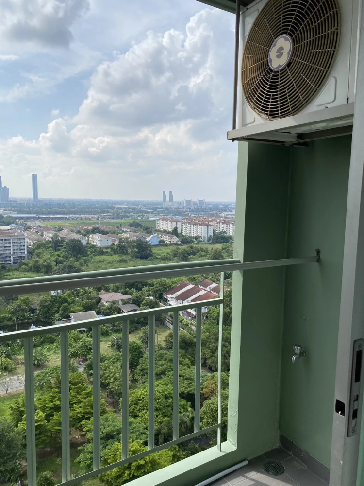 Condo for rent: Lumpini Park Rattanathibet-Ngamwongwan. Separate rooms, well-divided zones. Good price. Come reserve now!