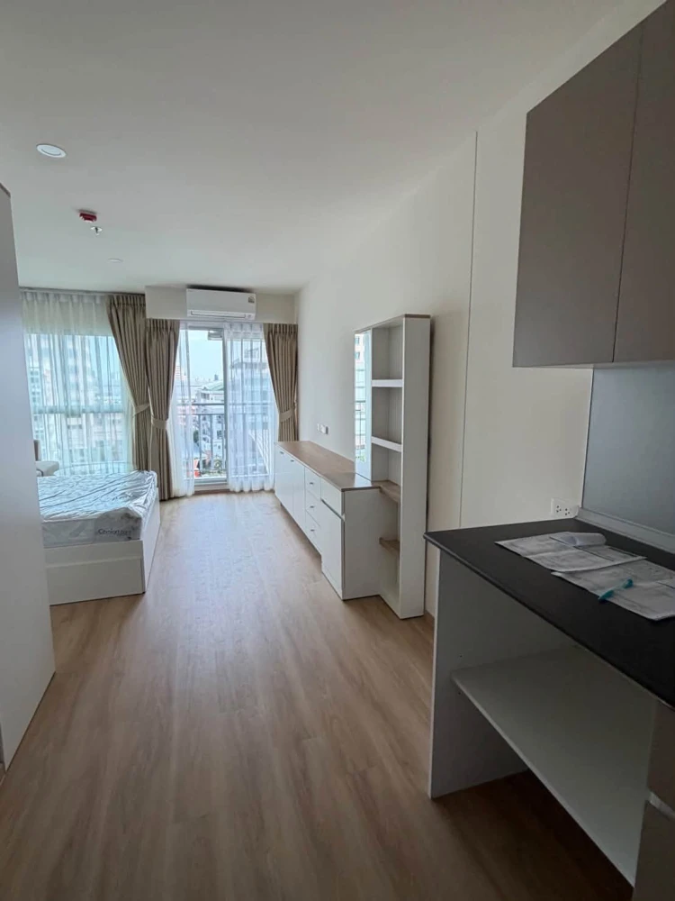 Condo for rent at Lumpini Ville Charan-Fai Chai. A lovely unit, fully furnished and equipped with all appliances. Reasonably priced—book now!
