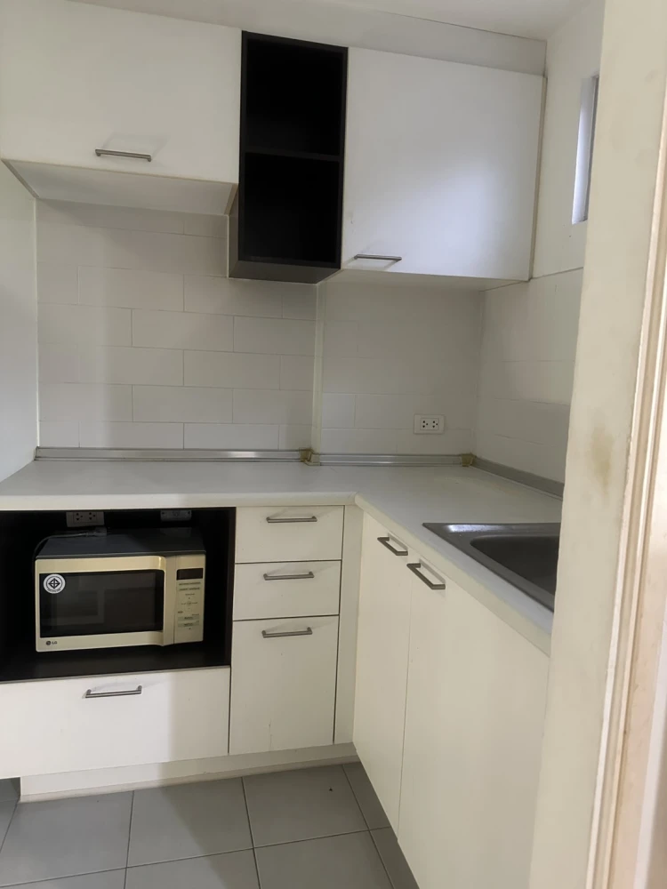Condo for rent at Lumpini Ville Ramkhamhaeng 26. Ready to move in, well-partitioned with separate zones. Great price! Book now, don't miss out!