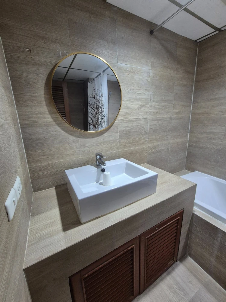 Condo for rent, Lumpini Suite Sukhumvit 41, luxury room, convenient travel.