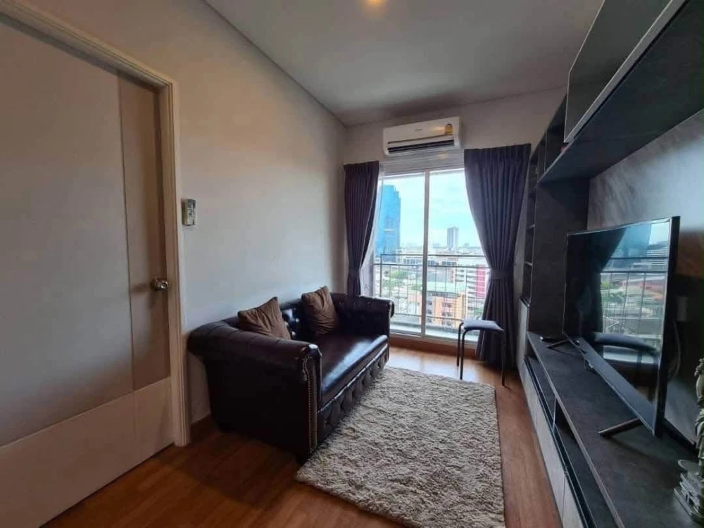 Condo for rent, Lumpini Place Ratchada-Sathu. Ready to move in, full amenities, great price. Book now!