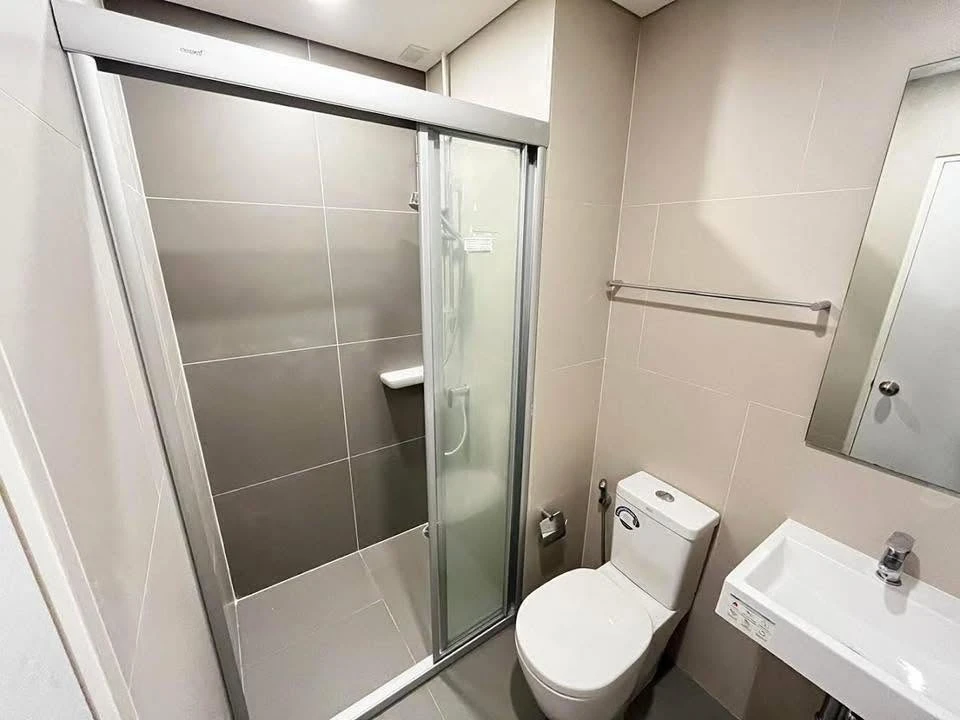 Condo for rent, Lumpini Place Ratchada-Sathu. Ready to move in, full amenities, great price. Book now!