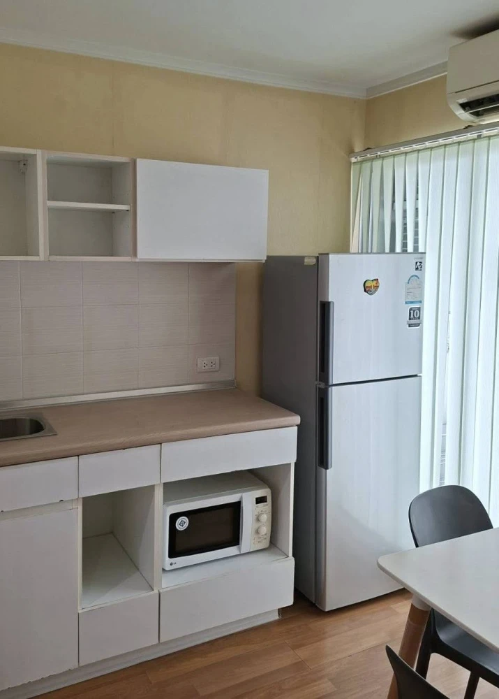 Condo for rent, Lumpini Place Suksawat-Rama 2, a nice room on the 23rd floor with a high view, a well-separated bedroom. Don't miss it!