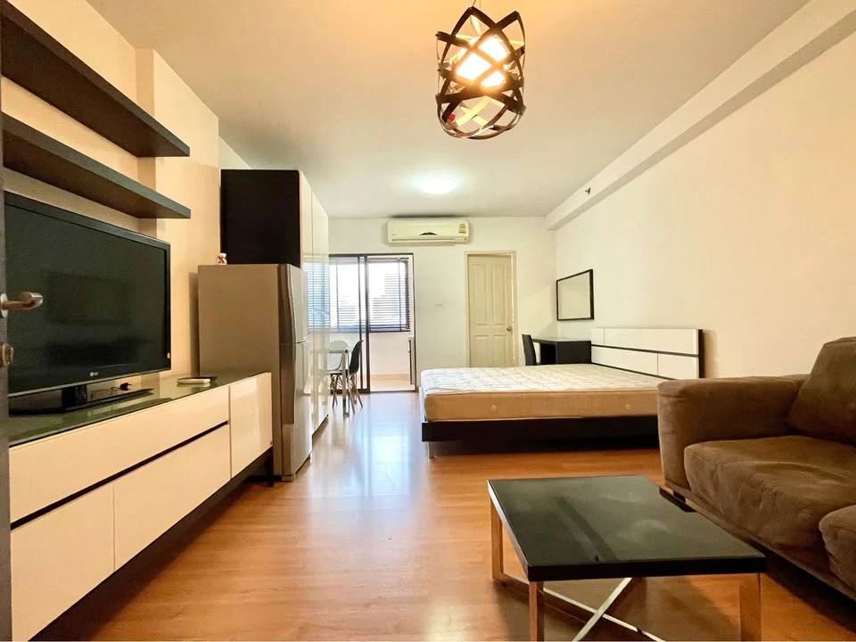 ** Condo for rent Supalai City Resort Ramkhamhaeng ** Beautifully decorated room You can come and go with nothing. Affordable price