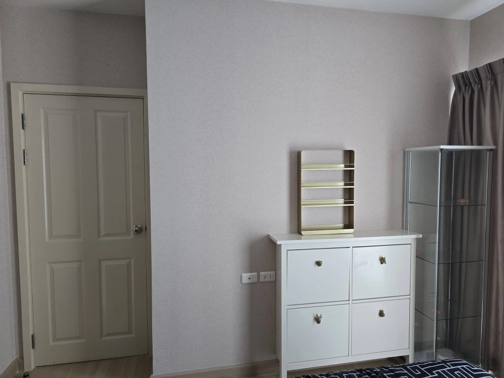 Condo for rent, Supalai Veranda Rama 9. Spacious unit with ample living space and complete amenities. Book now!