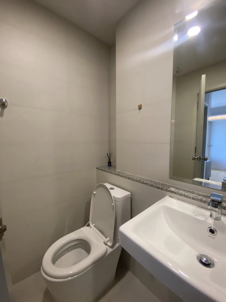 Condo for rent: Supalai Veranda Ramkhamhaeng – Large room, 59 sq m, high floor, beautiful open view. You must come and reserve now. Don't miss out!
