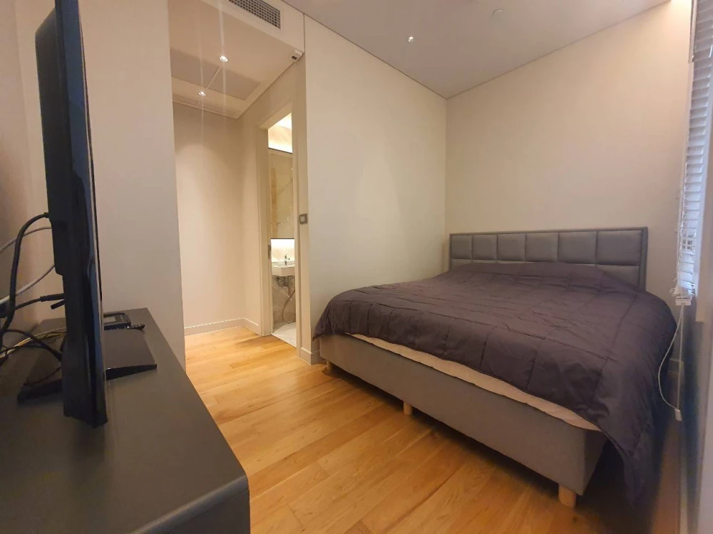 Condo for rent, Sindhorn Residence, 2 bedrooms, 2 bathrooms, beautiful view, good value