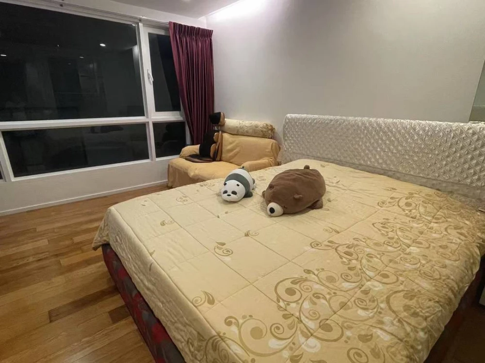 Condo for rent in Sukhumvit, great location, near BTS and famous shopping malls ✨