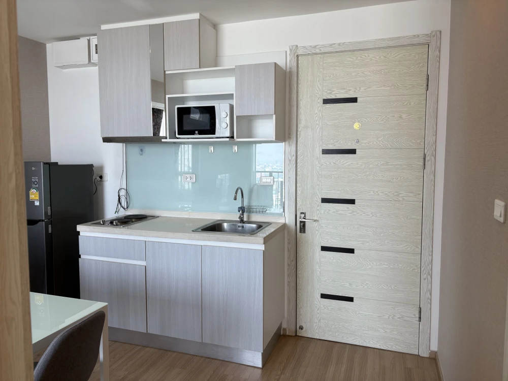 Condo for rent, Artemis Sukhumvit 77, spacious room, lots of usable space, 28th floor, high view, hurry and reserve.