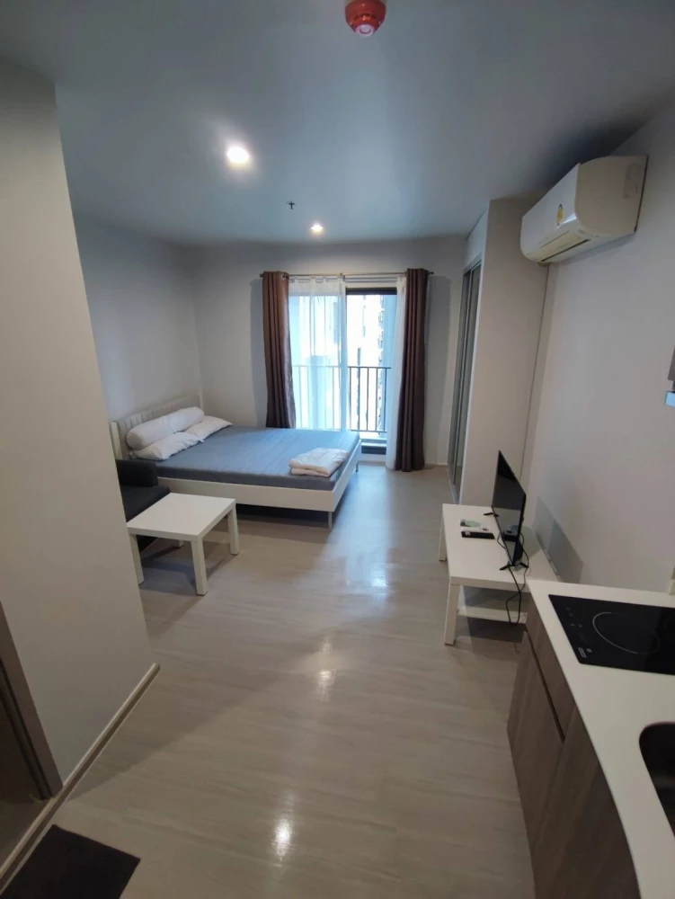 Condo for rent, The Parkland Phetkasem 56, studio room, 20th floor, beautiful view, great price. If you don't reserve, you will regret it.