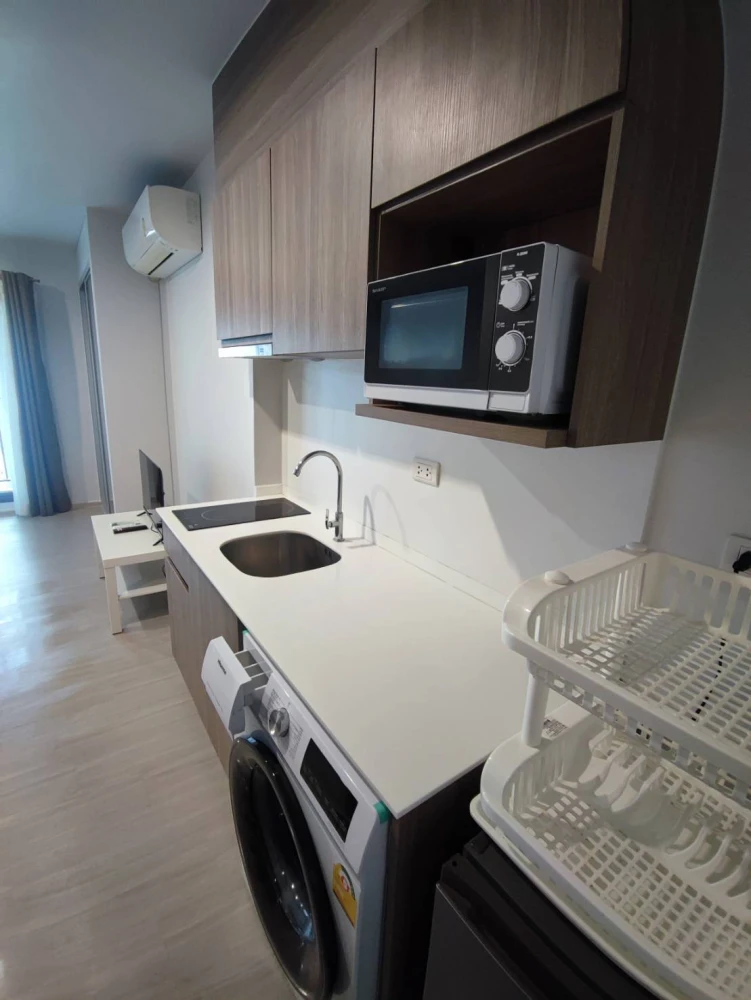 Condo for rent, The Parkland Phetkasem 56, studio room, 20th floor, beautiful view, great price. If you don't reserve, you will regret it.