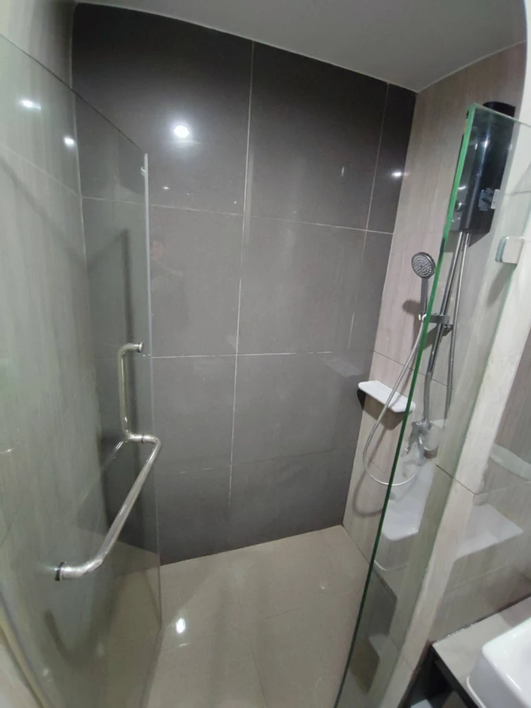 Condo for rent, The Parkland Phetkasem 56, studio room, 20th floor, beautiful view, great price. If you don't reserve, you will regret it.