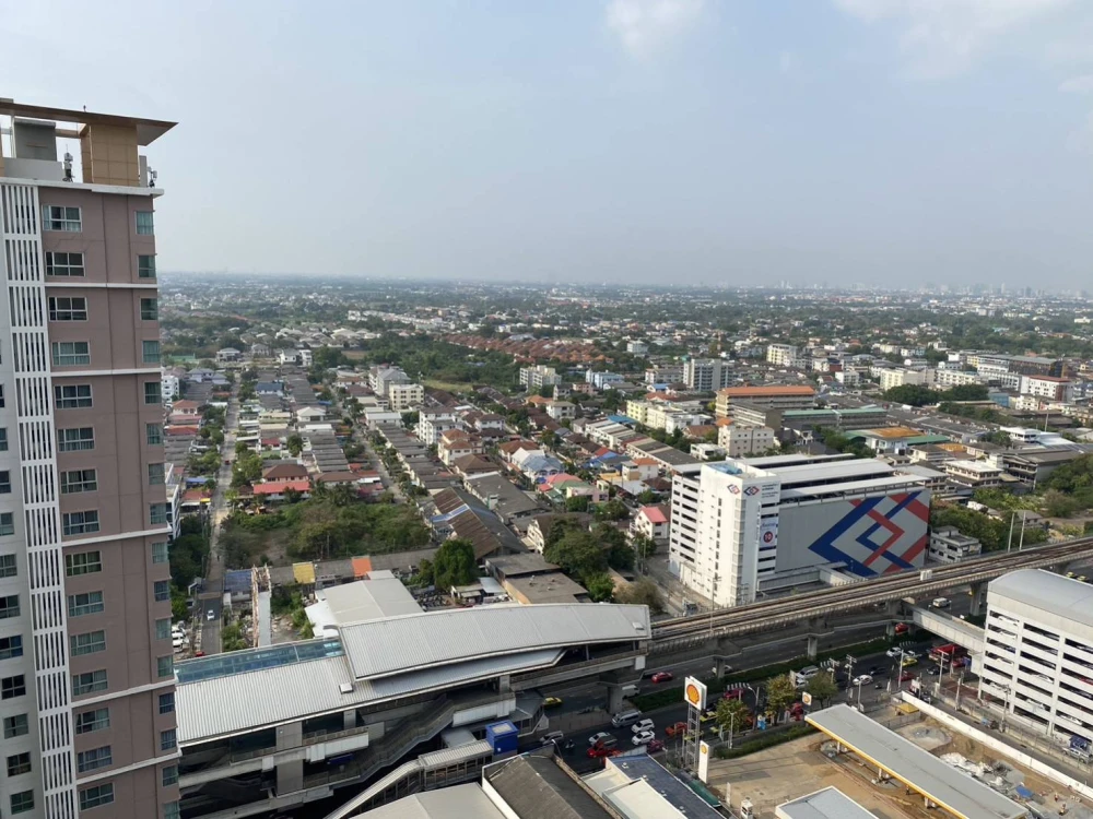 Condo for rent at The Parkland Phetkasem. Ready to move in, fully furnished with appliances, 27th floor with great view. Book today!