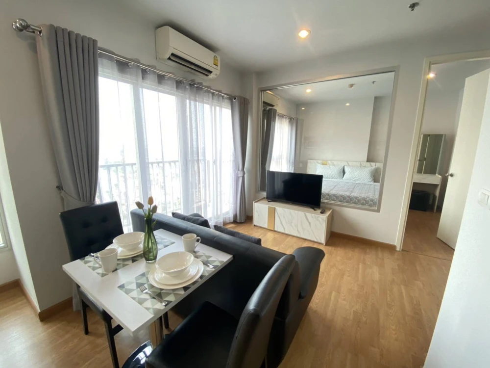 Condo for rent at The Parkland Phetkasem. Ready to move in, fully furnished with appliances, 27th floor with great view. Book today!