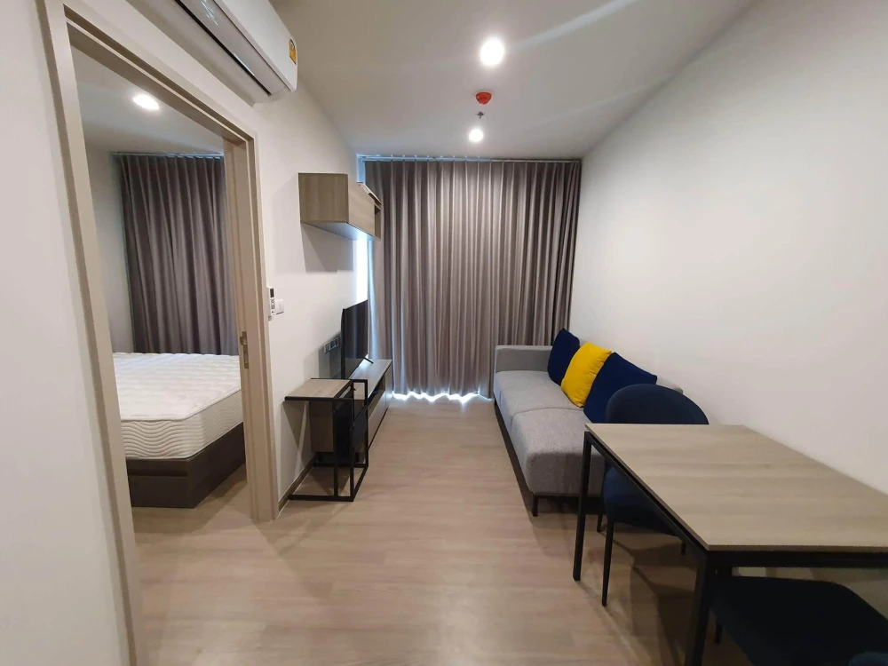 Condo for rent at The Base Phetchaburi-Thonglor. Move-in ready, fully equipped with amenities, and at a fantastic price—book now before it’s gone!