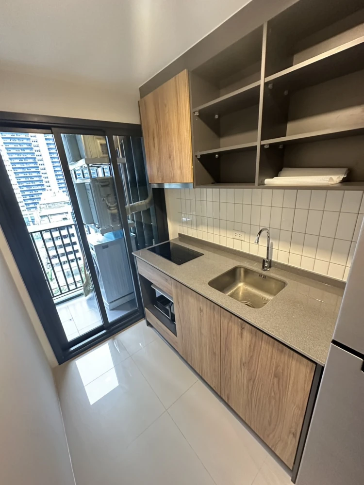 Condo for rent, The Line Vibe, ready to move in, fully furnished, appliances included, just bring your bags and move in. Don't miss out!