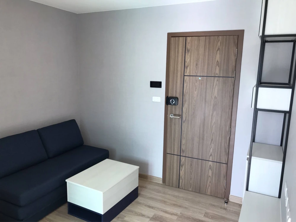 Condo for rent, The Cube Loft Ladprao 107. Ready to move in, affordable price, convenient and complete in one place. Book now!