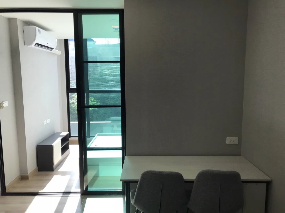 Condo for rent, The Cube Loft Ladprao 107. Ready to move in, affordable price, convenient and complete in one place. Book now!