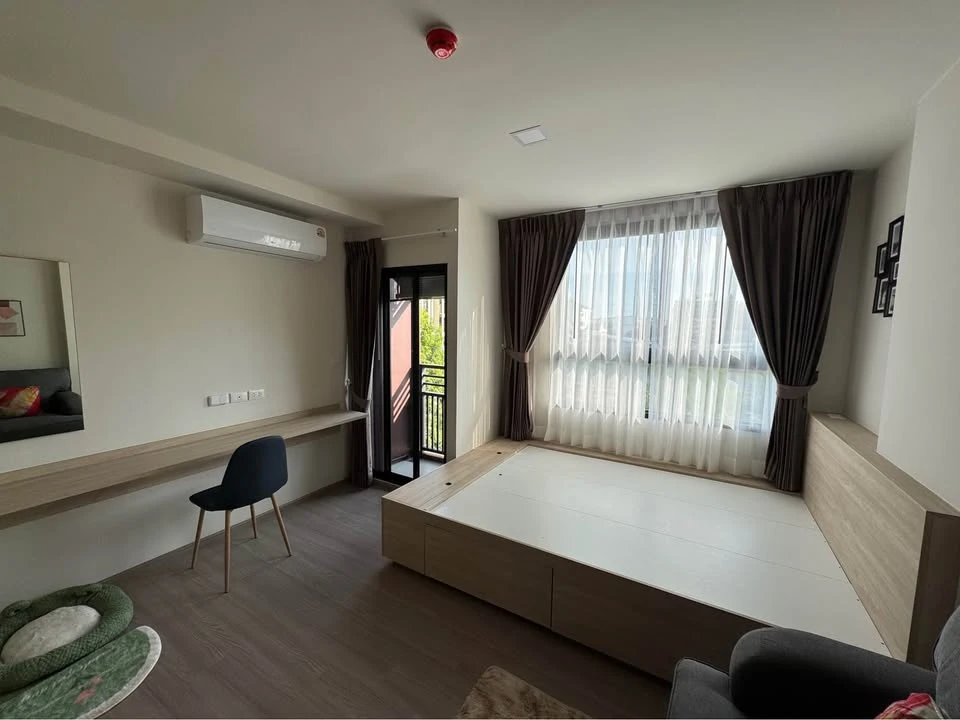 Condo for rent, The Move Sukhumvit 107, ready to move in, fully furnished, just bring your belongings and move in. Don't miss out!