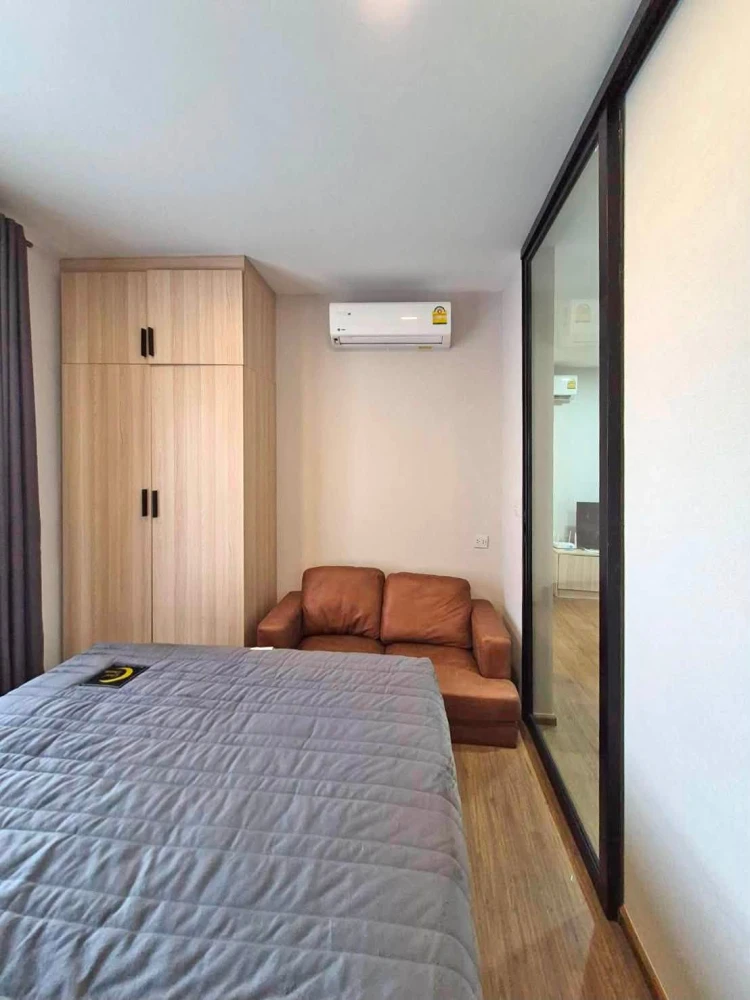 Condo for rent at Metris Rama 9 - Ramkhamhaeng. Ready to move in, fully furnished, great price. Book now!