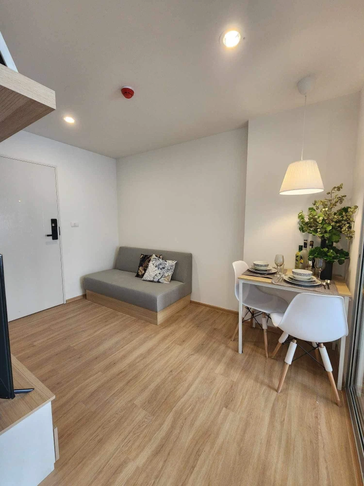 Condo for rent, Sena Kit Chalongkrung-Lat Krabang, ready to move in, complete with built-in furniture, hurry and reserve.