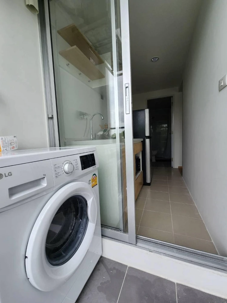 Condo for rent, Sena Kit Chalongkrung-Lat Krabang, ready to move in, complete with built-in furniture, hurry and reserve.