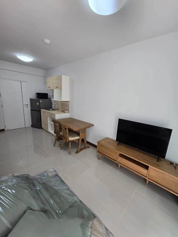 Condo for rent, A Space Play Ratchada - Sutthisan. Ready to move in, fully furnished with appliances. Just bring your personal belongings.