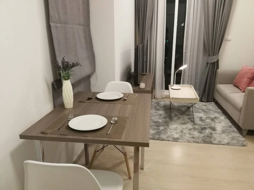 Condo for rent: Chapter One Eco Ratchada-Huai Khwang. Beautiful room, ready to move in If interested, please make an appointment to view.
