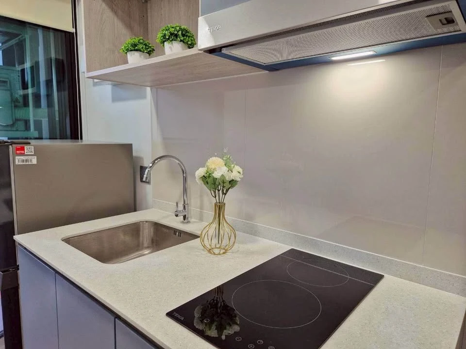 Condo for rent, Atmoz Canal Rangsit, beautifully decorated room, pleasing to the eye, white tone, affordable price, complete in one place, reserve now