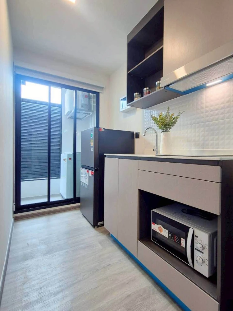 Condo for rent at Atmoz Palacio Ladprao-Wanghin. Fully furnished and ready to move in, with complete facilities. Great value—book now before it's gone