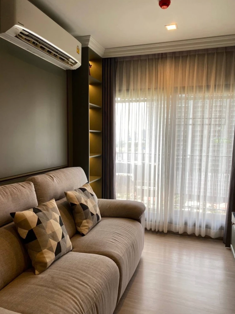 Condo for rent, Life Asoke Hype, fully furnished, 14th floor. Great height, great price. Don't miss this opportunity!